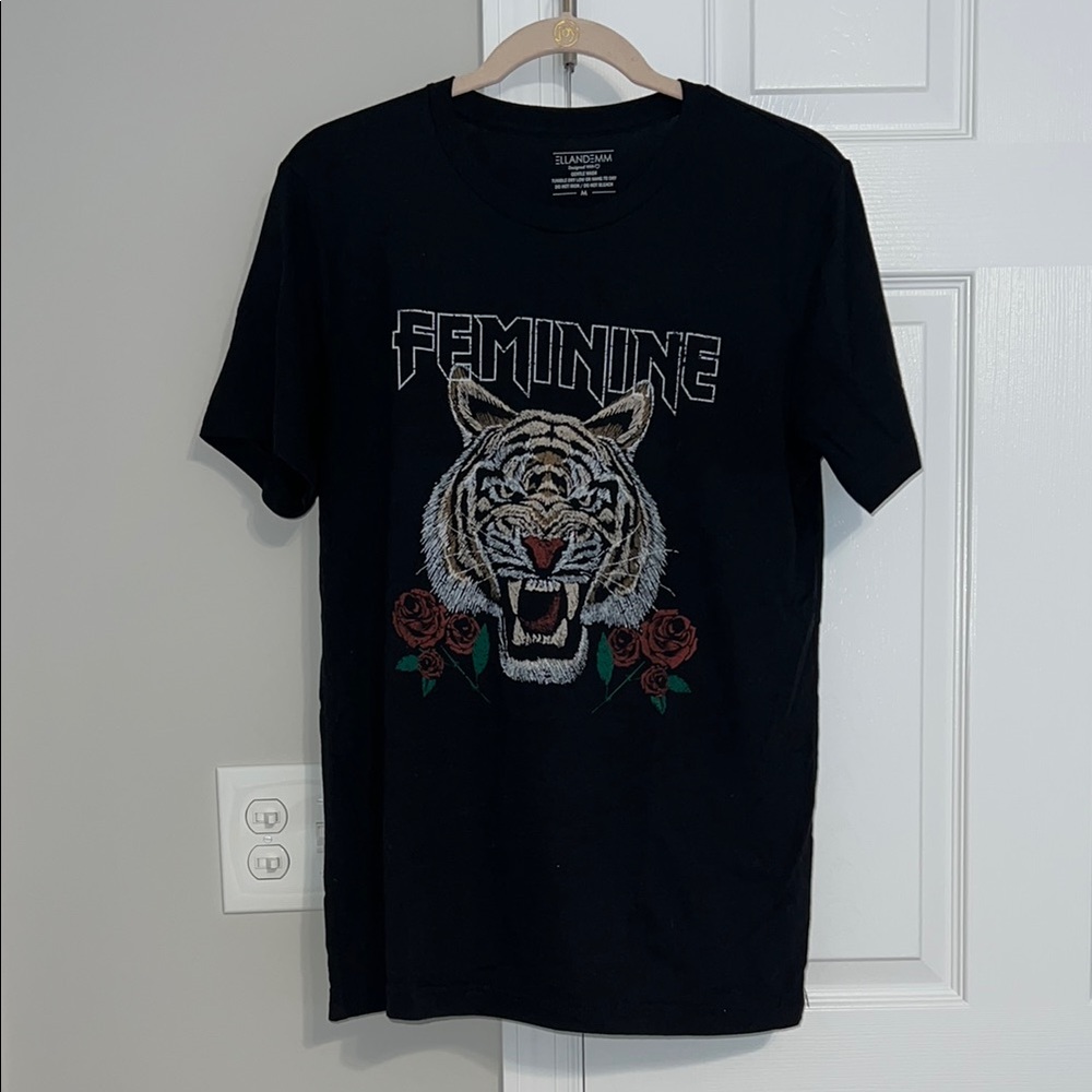 EllAndEmm Black Graphic Tiger Feminine T-Shirt